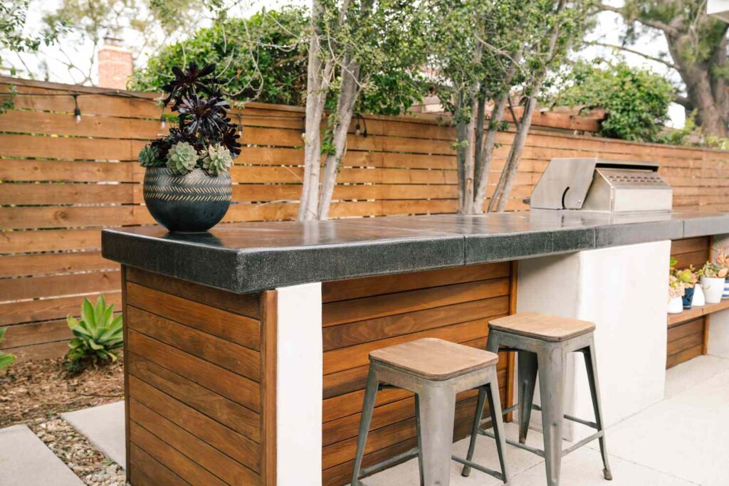 Backyard Patio Bar Ideas