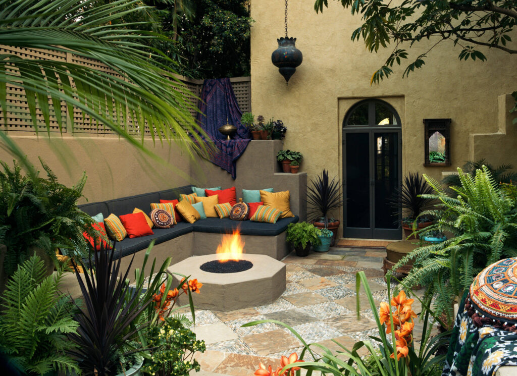 Mediterranean Patio Design